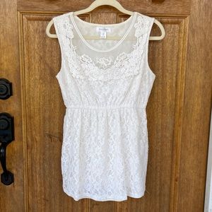 Motherhood Maternity | Lace sleeveless top